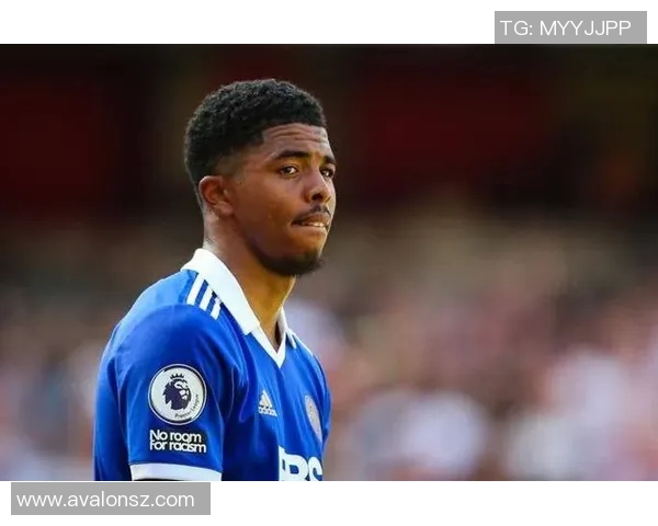 切尔西深夜发文，疑似回应转会传闻