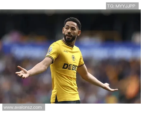 曼联球员赛后采访爆金句幽默回应全场观众笑声不断